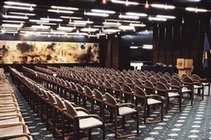 viesnīcas konferenču zāle