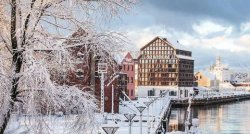 LIETUVAS CEĻOJUMS lieliem un maziem ceļotājiem! - DELFĪNI un GAISMAS ŠOVS Klaipēdā! Nakts Amberton Hotel - pašā pilsētas sirdī!