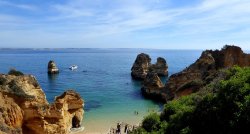 Lidojums uz Faro, viesnīca