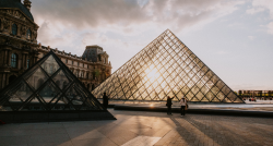 KLASISKĀ PARĪZE: Berlīne, Parīze, kruīzs ar kuģīti, Versaļa, Disnejlenda, Luksemburga.