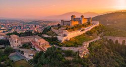 Bella Italia pērlītes pavasara krāsās. Marke un Umbrija. Lieldienas Itālijā pie Baibas! GARANTĒTS