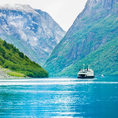 Fjordu, ūdenskritumu un troļļu zeme- Norvēģija!