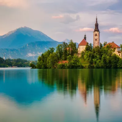 Slovēnijas un Austrijas ezeru un kalnu teiksmas...