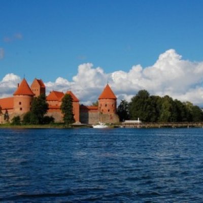 Pavasara maģija Traķos: viduslaiku pils un Lieldienu meistarklase 