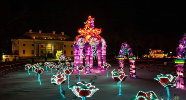 Uz Starptautisko Ledus skulptūru festivālu Taujenu muižā Lietuvā! Paņeveži svētku rotā un mākslas muzejs &quot;Stasys Museum&quot; 