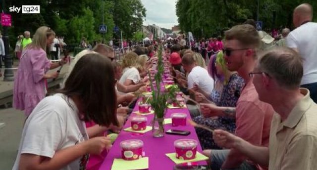 30.-31.05. | Uz ROZĀ ZUPAS festivālu VIĻŅĀ! Rododendru un ceriņu laiks Lietuvā! GARANTĒTS