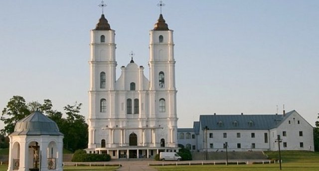 LIELDIENĀS - uz AGLONU un PREIĻIEM! Bazilika. Preiļu pils un pusdienas restorāna VIAMOR. Skaisti Svētku dziedājumi Preiļu pils kapelā.
PREIĻU LEĻĻU KOLEKCIJA!  ГАРАНТИРОВАННО