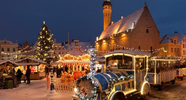Ziemassvētki Tallinā un Tartu