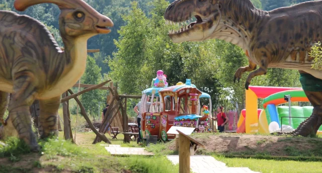 Japāņu dārzs rudens krāsās, Klaipēda, Palanga un lielākais Dinozauru parks Baltijā GARANTĒTS