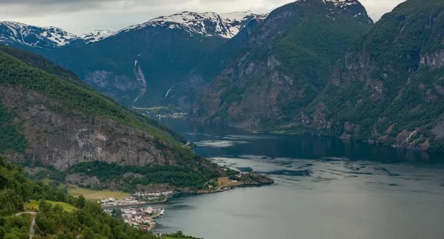 Skandināvija ar Norvēģijas fjordiem