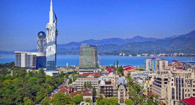 Gruzija - Tbilisi, Mcheta, Borjomi, vīna ieleja Kakhetija, Kazbegi kalni un atpūta pie Melnās jūras...