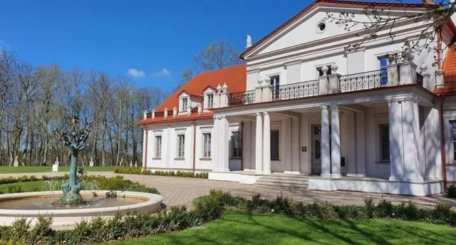Sēlijas muižas robežas abās pusēs (Lietuva, Latvija un Ēģipte)