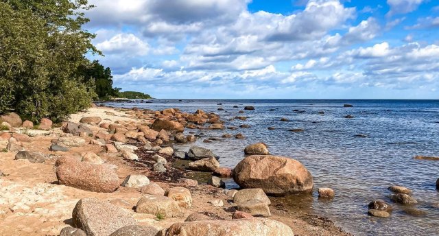 Akmeņainā Kaltenes jūrmala – no Valgalciema līdz Rojai