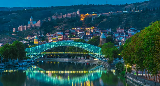 Gruzija vīnogu ražas un vīna darīšanas laikā... GARANTĒTS