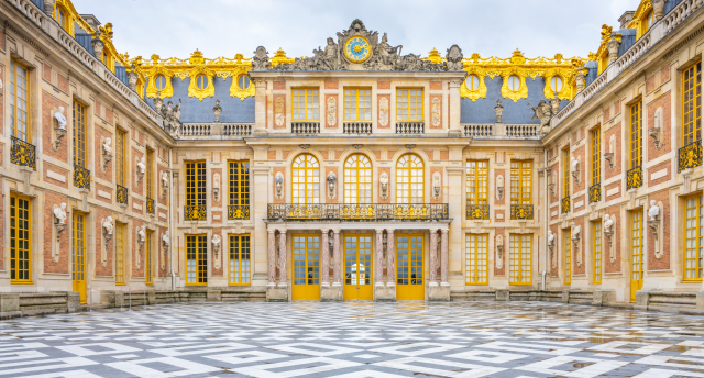 APBUROŠĀ FRANCIJA: Sansusī, Amjēna, Ruāna, Sanmišēla klosteris, Bordo, Arkašonas lagūna, Pilāta kalns, Tulūza, Armanjaka degustācija, Fursēsa, Pireneji, Lurda, Gavarnī cirks, Karkasona, Limusī alas, Langedok, Russijona, Lastura, Koljūra