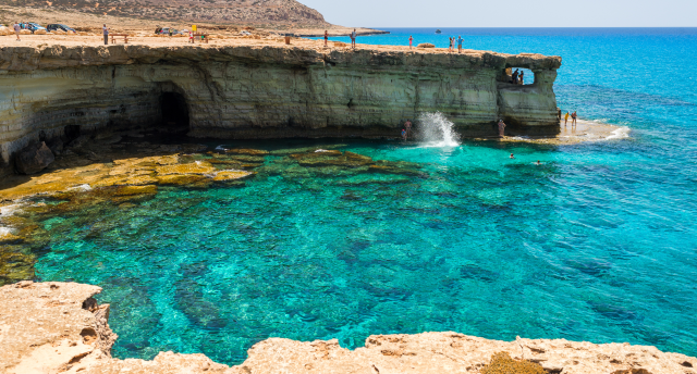 Kipra - Saules un Leģendu zeme