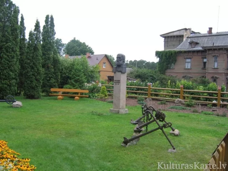 Rudens krāsās – Pērnava gaismas festivāla laikā ar Viking Spa, Ainažu jūrskola un Testamā muiža GARANTĒTS