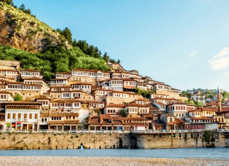Albānijas mozaīka ar atpūtu pie jūras GARANTĒTS