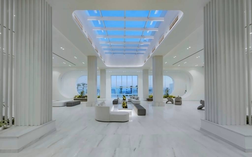 POSH CLUB BY WHITE HILLS 5★