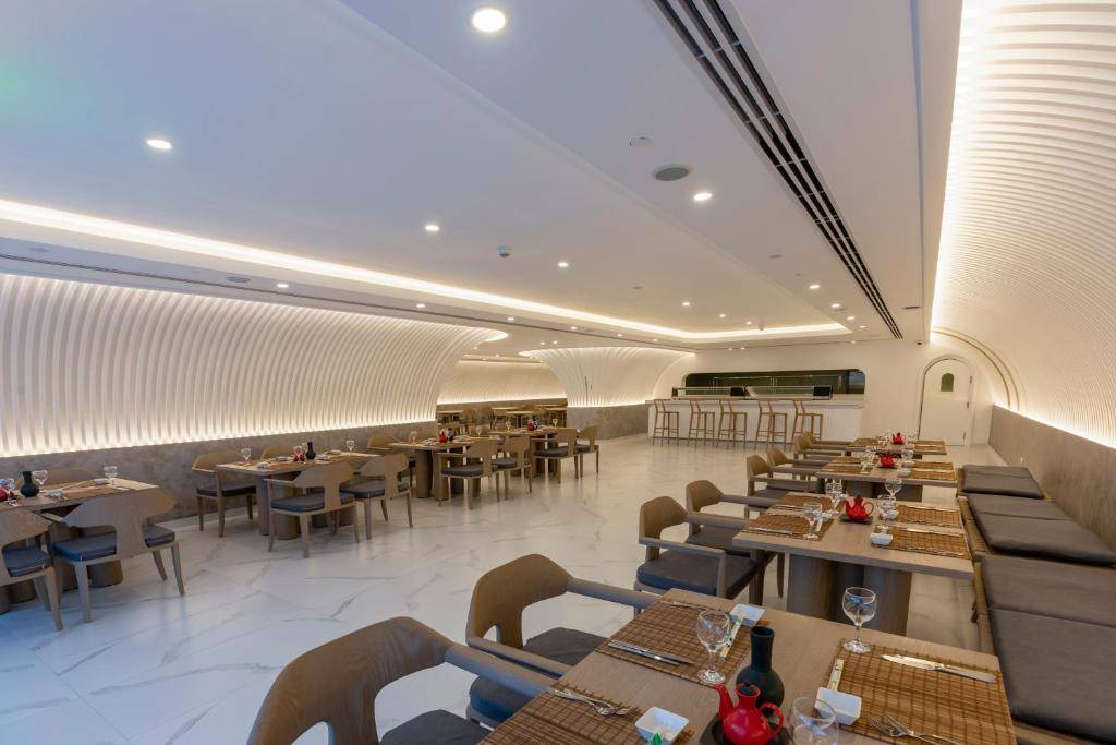 SUNRISE WHITE HILLS RESORT 5★