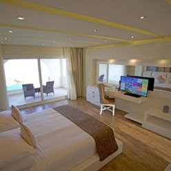 POSH CLUB BY SUNRISE GRAND SELECT MONTEMARE RESORT 5★