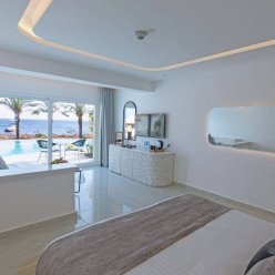 POSH CLUB BY WHITE HILLS 5★