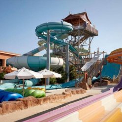 CORAL SEA HOLIDAY RESORT & AQUA PARK 5★