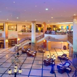 AMWAJ OYOUN RESORT 4★