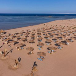 AMWAJ OYOUN RESORT 4★