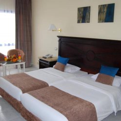 CATARACT RESORT NAAMA BAY 4★