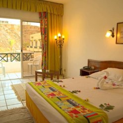 YARO FANTAZIA NAAMA BAY HOTEL 3★