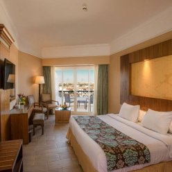 NAAMA BAY HOTEL (EX. TROPITEL NAAMA BAY) 5★