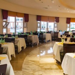 CORAL BEACH RESORT TIRAN 4 ★