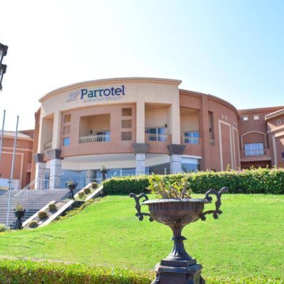 PARROTEL LAGOON RESORT 5★