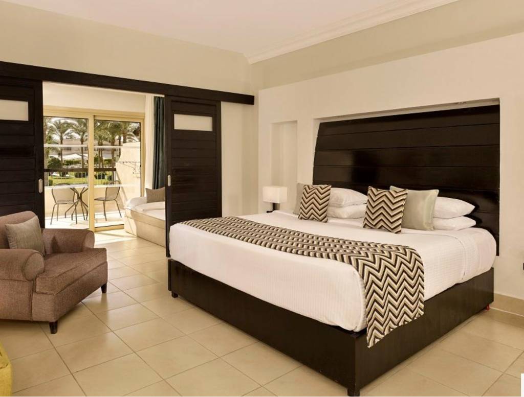 CORAL SEA HOLIDAY RESORT & AQUA PARK 5★