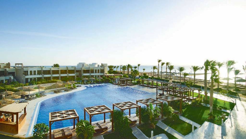 CORAL SEA SENSATORI RESORT (EX.CORAL SEA IMPERIAL) 5★