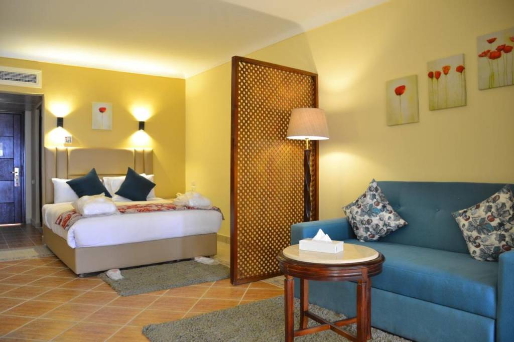 REGENCY PLAZA AQUA PARK & SPA RESORT 5★