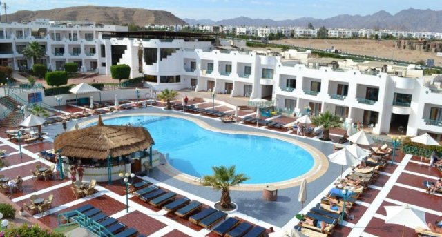 SHARM HOLIDAY RESORT AQUA PARK 4★