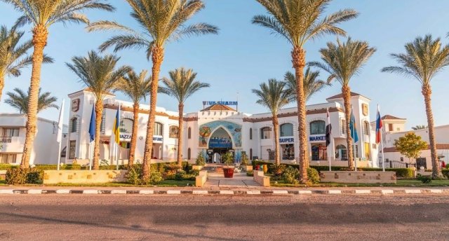 Viesnīcas skats Ēģiptē, Hurgada ar baseinu