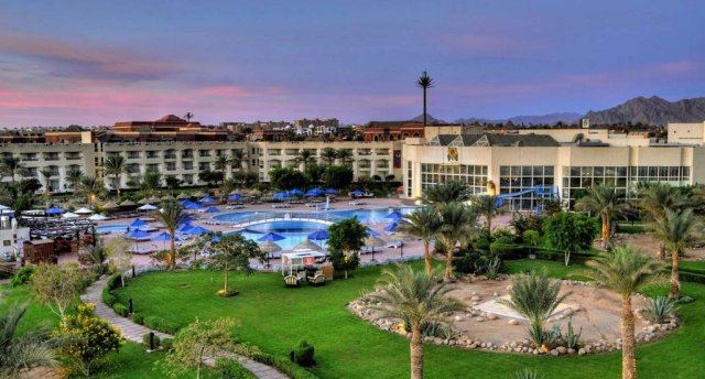 Viesnīcas skats Ēģiptē, Hurgada ar baseinu