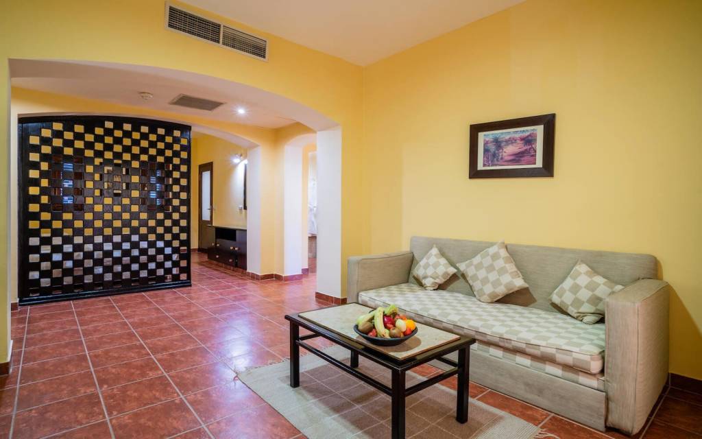 TAMRA BEACH SHARM 4★