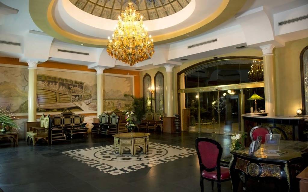 ORIENTAL RIVOLI HOTEL & SPA 4★