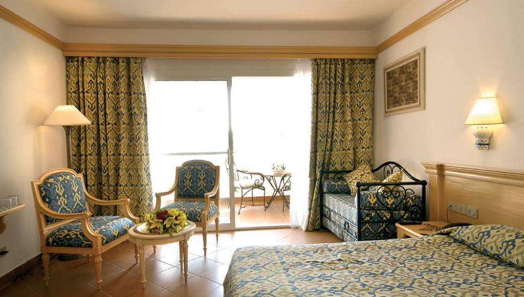 DOMINA HOTEL & RESORT EL SULTAN 5★