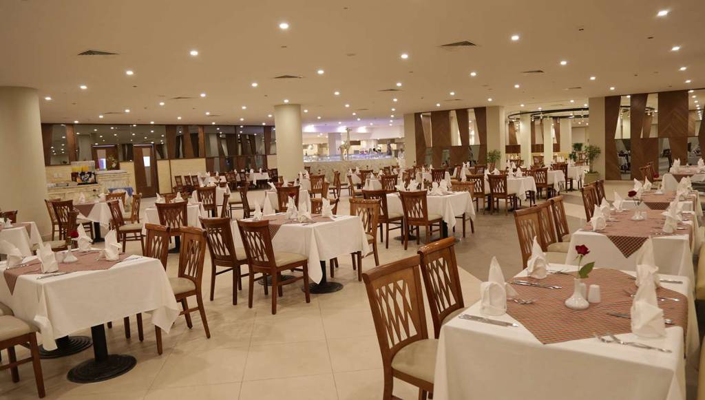 CORAL SEA WATERWORLD 5★