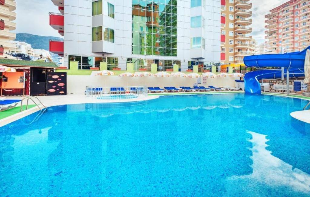 KLAS MORE BEACH HOTEL 5★