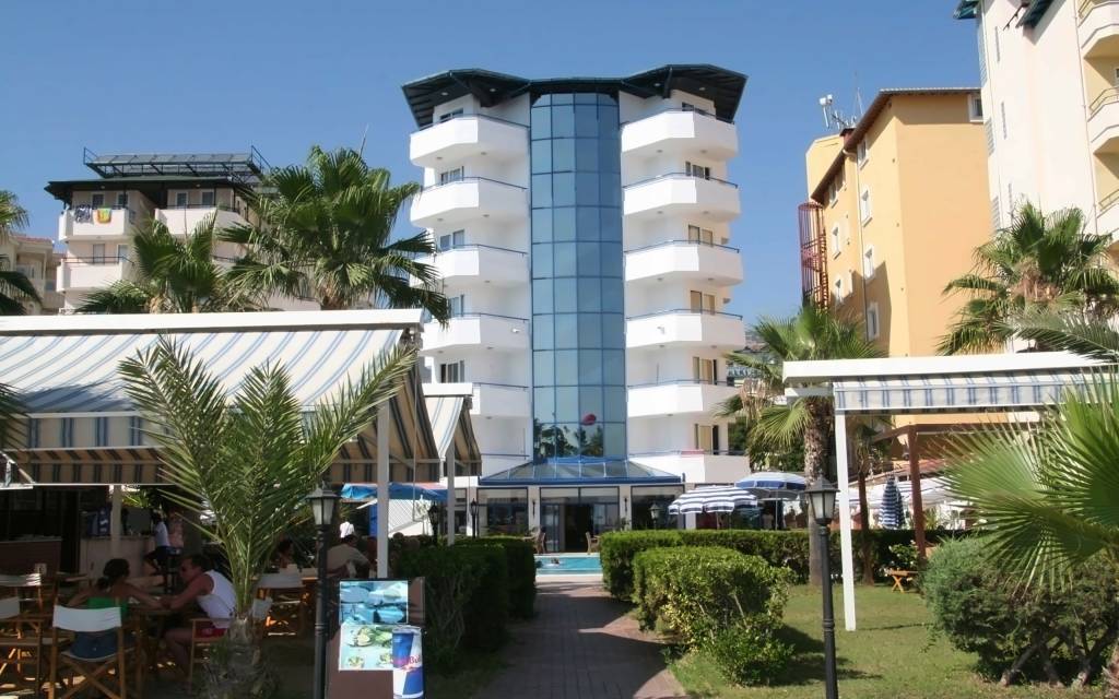 ELYSEE BEACH HOTEL 3★