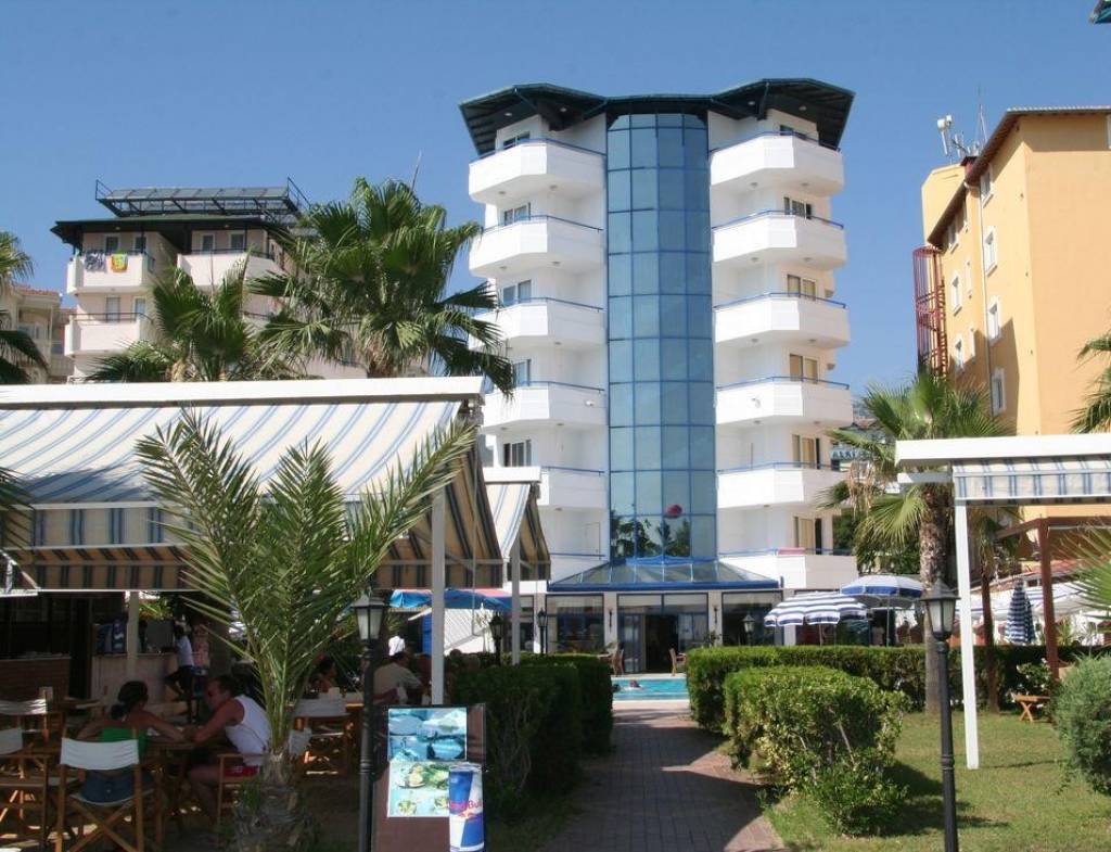 ELYSEE BEACH HOTEL 3★