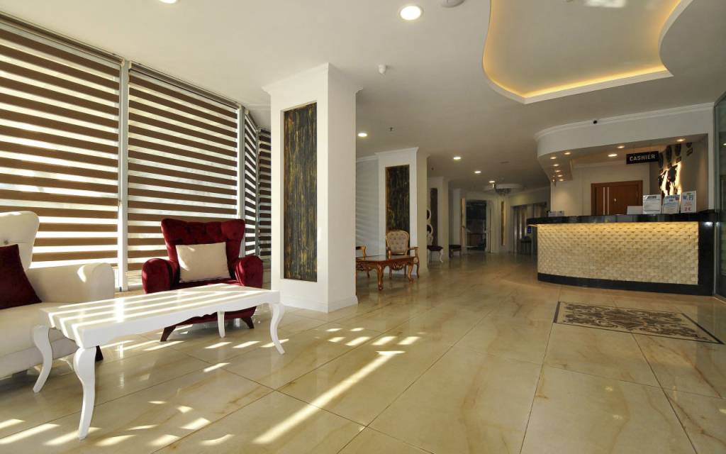 GRAND BAHRAN HOTEL (EX. AS BLUE COAST) (tikai pieaugušajiem, 16+) 4★