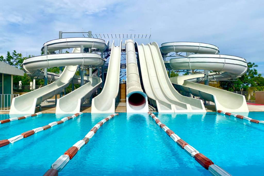 LAUR HOTEL EXPERIENCE & LAUR HOTELS ELEGANCE 5★