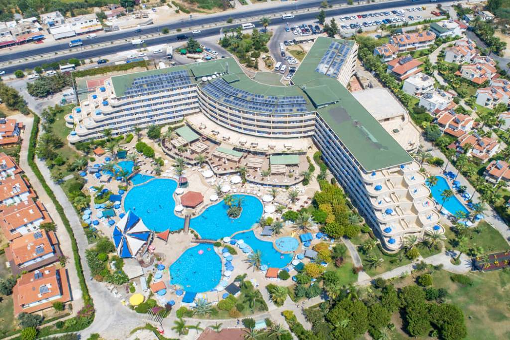 ARMAS PEMAR BEACH HOTEL 5★